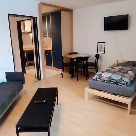 Bodensee Apartment Friedrichshafen Berg ภายนอก รูปภาพ