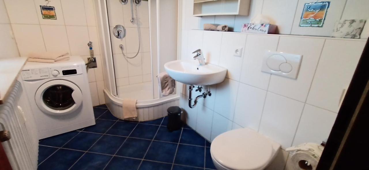 Bodensee Apartment Friedrichshafen Berg ภายนอก รูปภาพ